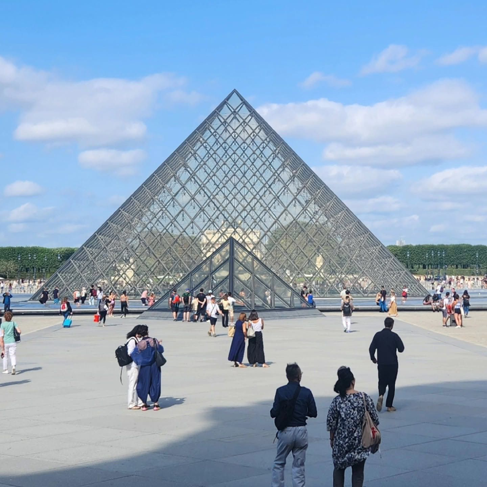 Louvre Museum/Paris