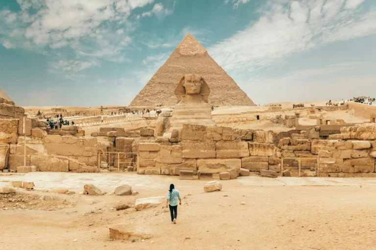 Cairo Travel Guide - Pyramids of Giza and Sphinx