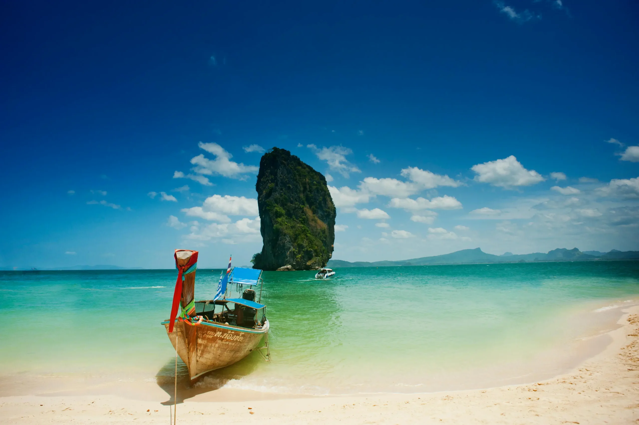 Thailand/ Luxury in the Heart of Southeast Asia